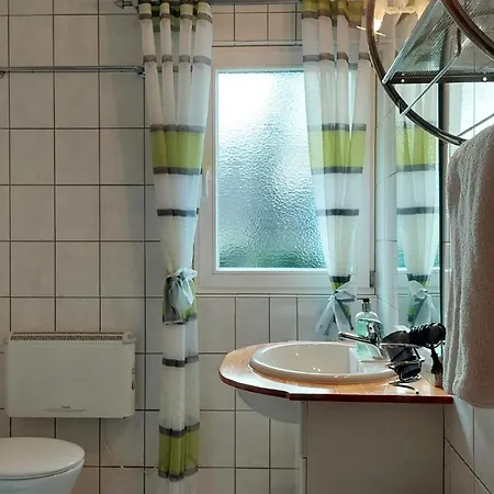 Bungalowpark Zinglingsberg By Rujana アパート ビンツ