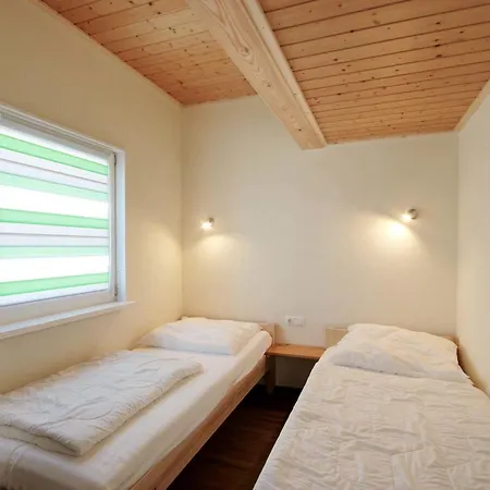 Bungalowpark Zinglingsberg By Rujana アパート *