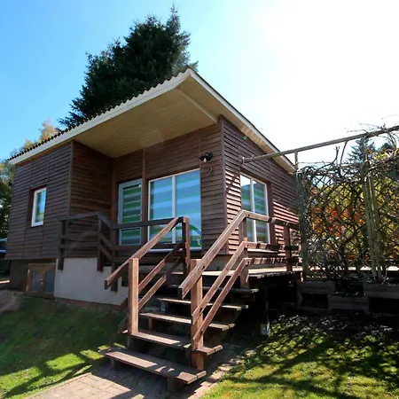 Bungalowpark Zinglingsberg By Rujana ビンツ