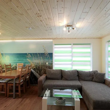 Ferienhaus Bungalowpark Zinglingsberg by Rujana