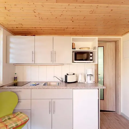 Bungalowpark Zinglingsberg By Rujana ビンツ